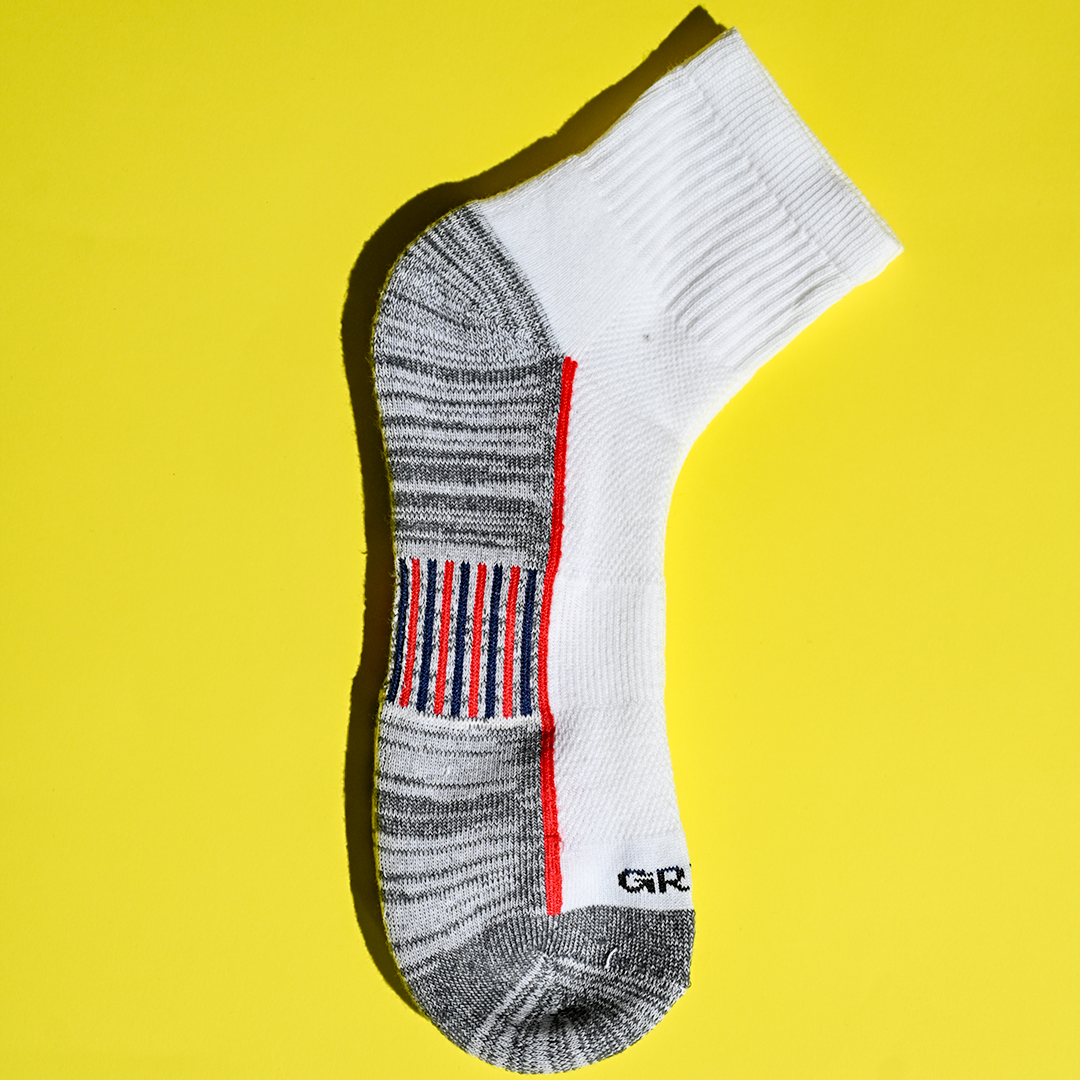 Gripp Red Grey Court